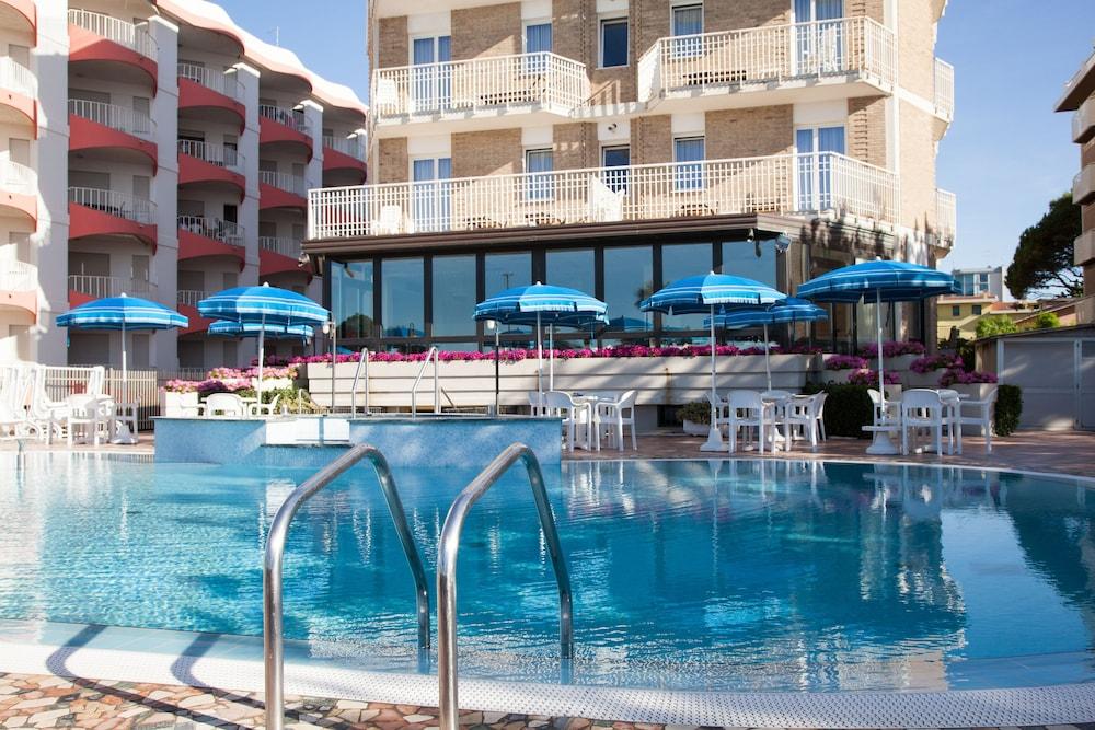 Regent'S Hotel Lido di Jesolo Exterior photo