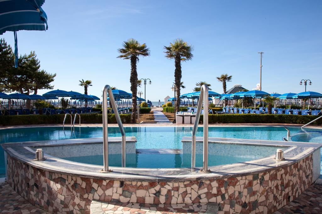 Regent'S Hotel Lido di Jesolo Exterior photo